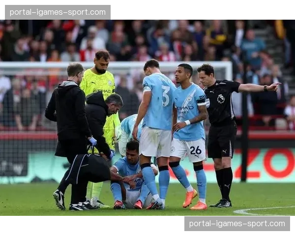 伤病速递：曼城确认罗德里的肌肉伤情为轻微拉伤，预计缺席两周